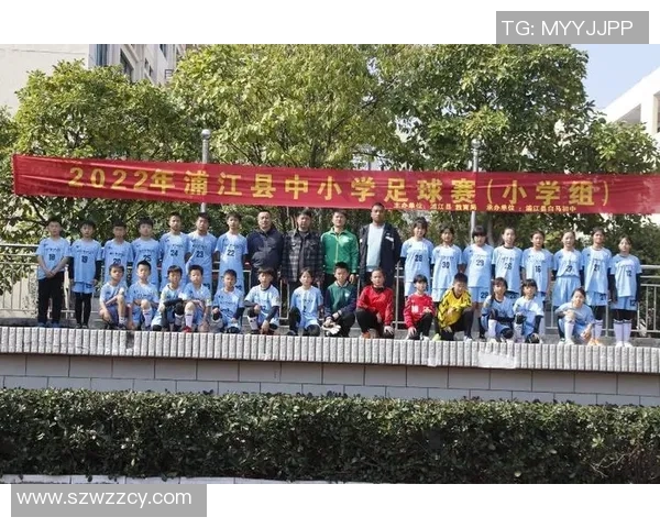 武汉足球队在冠军赛中的耐力表现分析与战术探讨 武汉足球队在冠军赛中的耐力表现分析与战术探讨