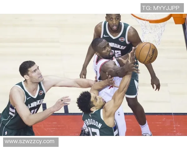 2019年东部决赛猛龙与雄鹿的激烈对决回顾与分析