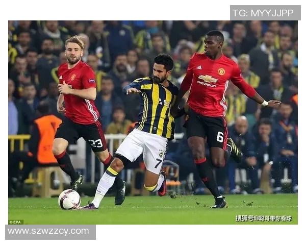 曼联与伊斯坦布尔精彩对决回顾全场集锦与精彩瞬间分析