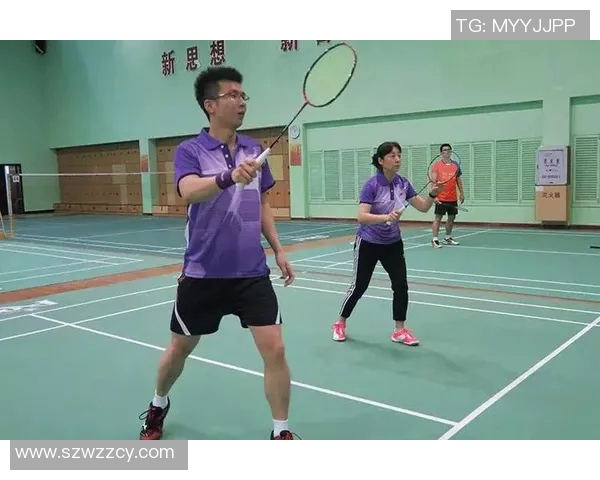 科学羽毛球技术训练方法的全面解析与实用技巧分享MBA