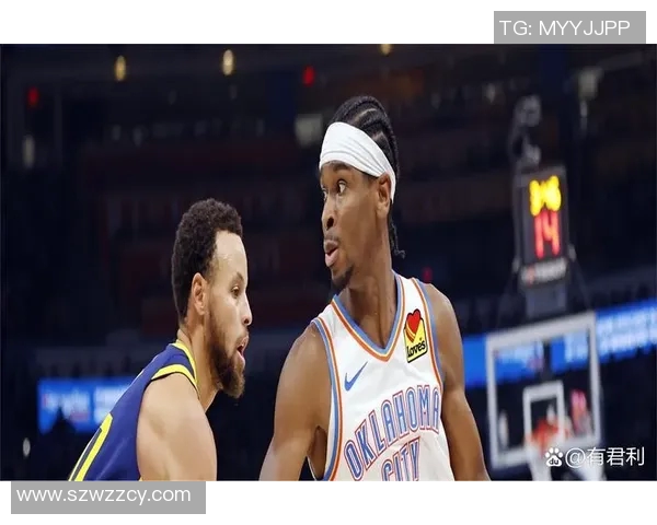 雷霆与勇士常规赛交锋精彩回顾双方球员表现引人关注