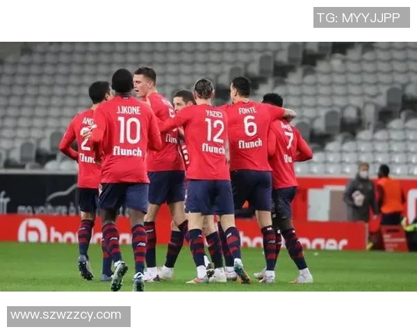 圣埃蒂安与里昂激战在即球迷期待一场精彩对决 圣埃蒂安与里昂激战在即球迷期待一场精彩对决