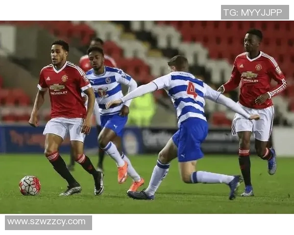 格尼斯坦与查路的精彩对决揭示了足球战术与团队合作的重要性