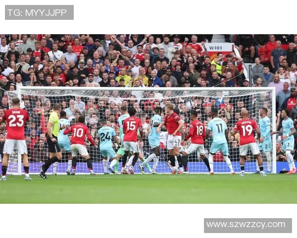 曼城对决曼联：英超巅峰对决再度上演，谁能笑到最后