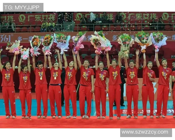 重庆乒乓球队与北京乒乓球队赛后复盘分析团队配合与战术执行情况